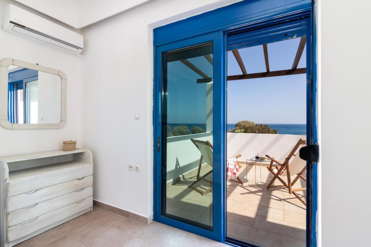 Villa The 
